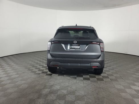 New 2026 Nissan Kicks SV w/ SV Premium Package image 5
