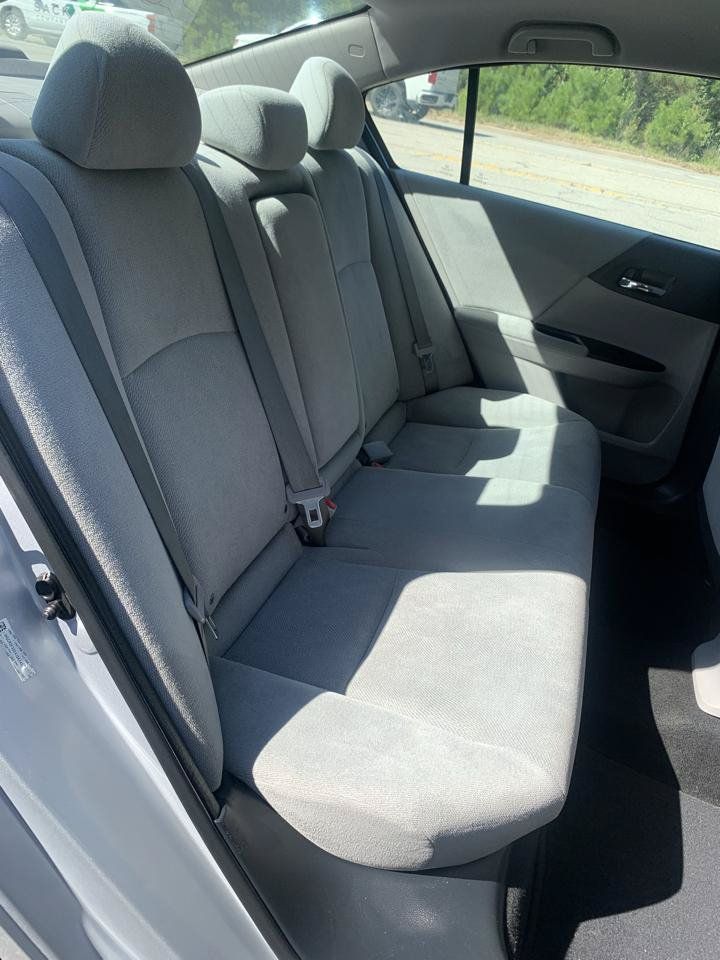 Used 2013 Honda Accord LX image 10