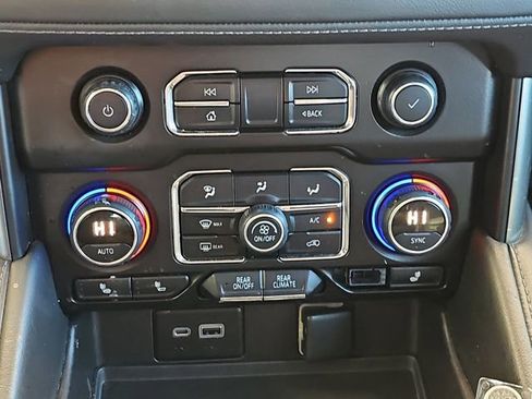 Used 2021 Chevrolet Tahoe Z71 w/ Max Trailering Package AWD/4WD image 25