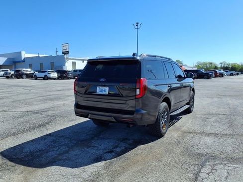 Used 2025 Ford Expedition Tremor AWD/4WD image 21