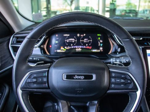 Used 2024 Jeep Grand Cherokee Limited 4xe image 13