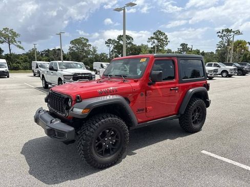 Used 2025 Jeep Wrangler Sport AWD/4WD image 7