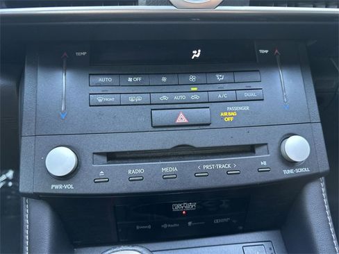 Used 2016 Lexus RC 350 image 17