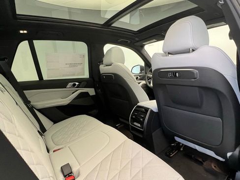 New 2026 BMW X5 xDrive40i AWD/4WD image 8
