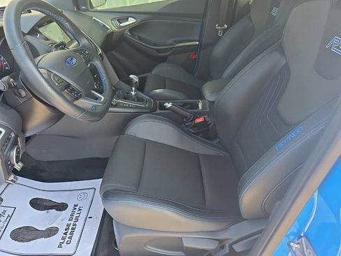 Used 2017 Ford Focus RS AWD/4WD image 2