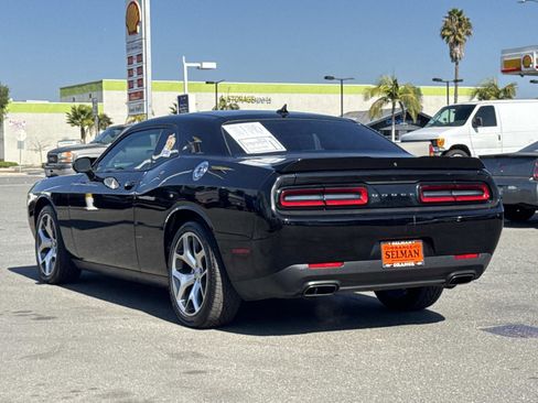 Used 2015 Dodge Challenger SXT Plus image 7