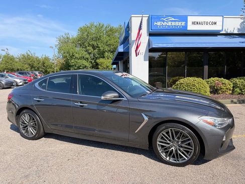 Used 2019 Genesis G70 2.0T Advanced w/ Elite Package RWD image 11