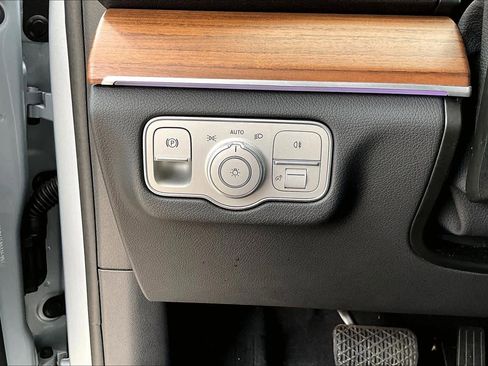 Certified 2025 Mercedes-Benz GLE 350 4MATIC image 34