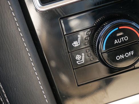 Used 2021 Nissan Armada Platinum w/ Captain's Chairs Package image 27