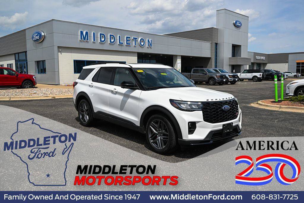 Certified 2025 Ford Explorer ST AWD/4WD image 1