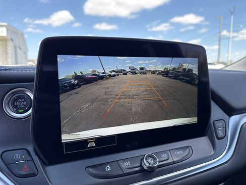 Certified 2025 Chevrolet Blazer LT FWD image 22