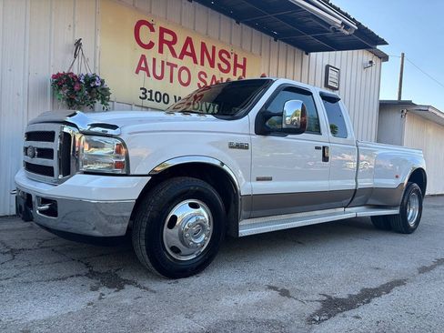 Used 2007 Ford F350 Lariat RWD image 4