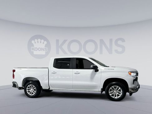 Used 2025 Chevrolet Silverado 1500 LT image 17