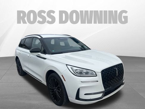 Used 2023 Lincoln Corsair Reserve w/ Jet Appearance Package image 3