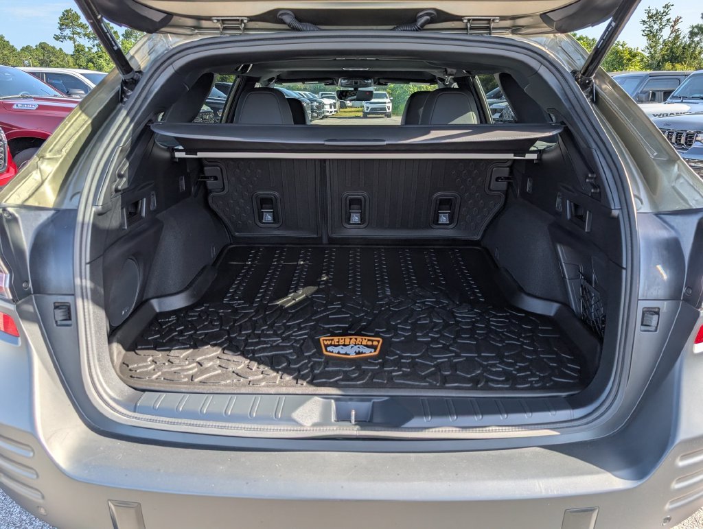 Used 2025 Subaru Outback Wilderness AWD/4WD image 23