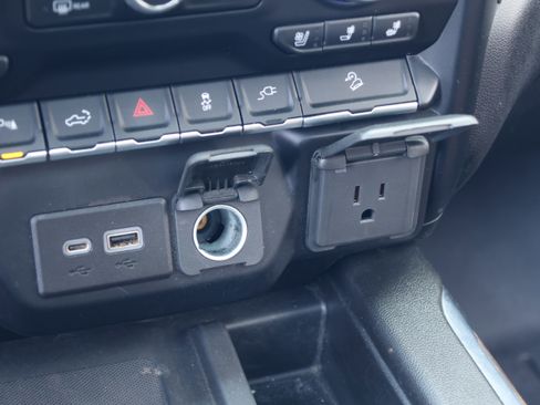 Used 2023 Chevrolet Silverado 2500 High Country w/ Z71 Off-Road Package image 33