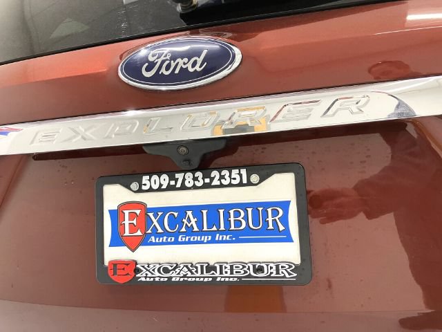 Used 2016 Ford Explorer Limited w/ Equipment Group 301A AWD/4WD image 18