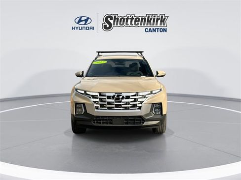 Used 2023 Hyundai Santa Cruz SEL Premium image 3
