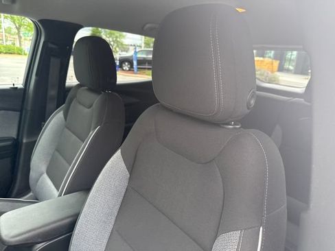 Used 2022 Chevrolet TrailBlazer LT FWD image 12