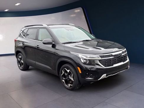 Certified 2024 Kia Seltos EX AWD/4WD image 6