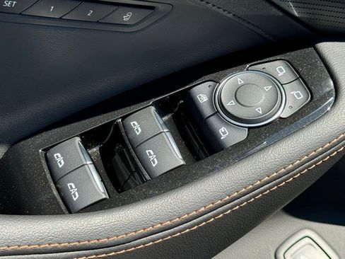 Certified 2025 Cadillac CT5 V RWD image 18