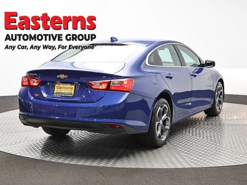 Used 2023 Chevrolet Malibu LT FWD image 5