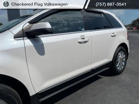 Used 2013 Ford Edge Limited w/ Driver Entry Pkg image 2