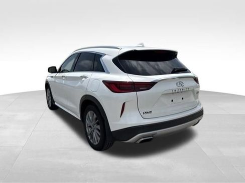 Used 2023 INFINITI QX50 Luxe FWD image 7