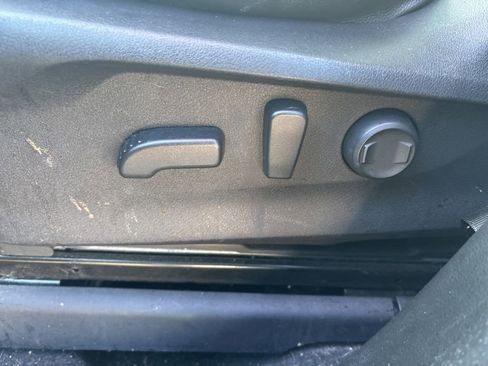 Certified 2022 Subaru Ascent Touring image 44