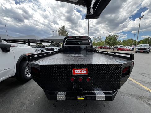 New 2025 GMC Sierra 3500 Pro w/ Convenience Package image 4