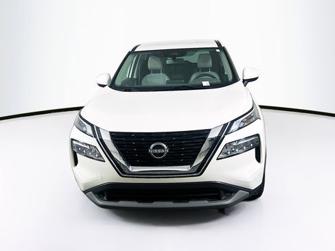Used 2023 Nissan Rogue SV AWD/4WD image 2
