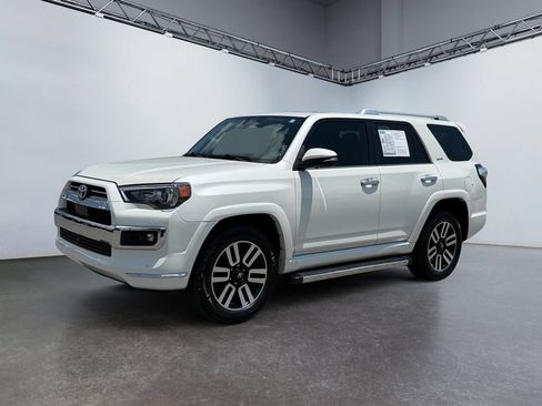 Used 2023 Toyota 4Runner Limited AWD/4WD image 7