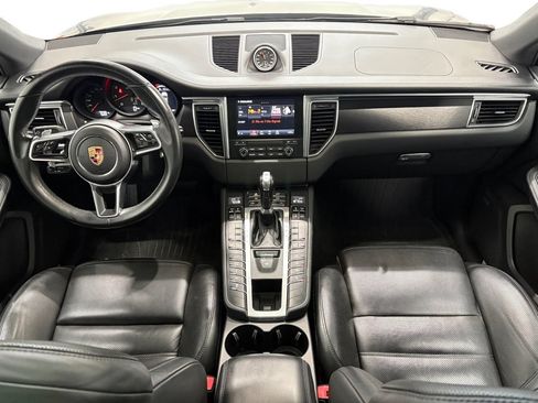 Used 2018 Porsche Macan GTS AWD/4WD image 17