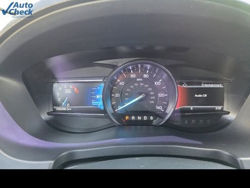 Used 2019 Ford Explorer XLT w/ Equipment Group 202A image 21