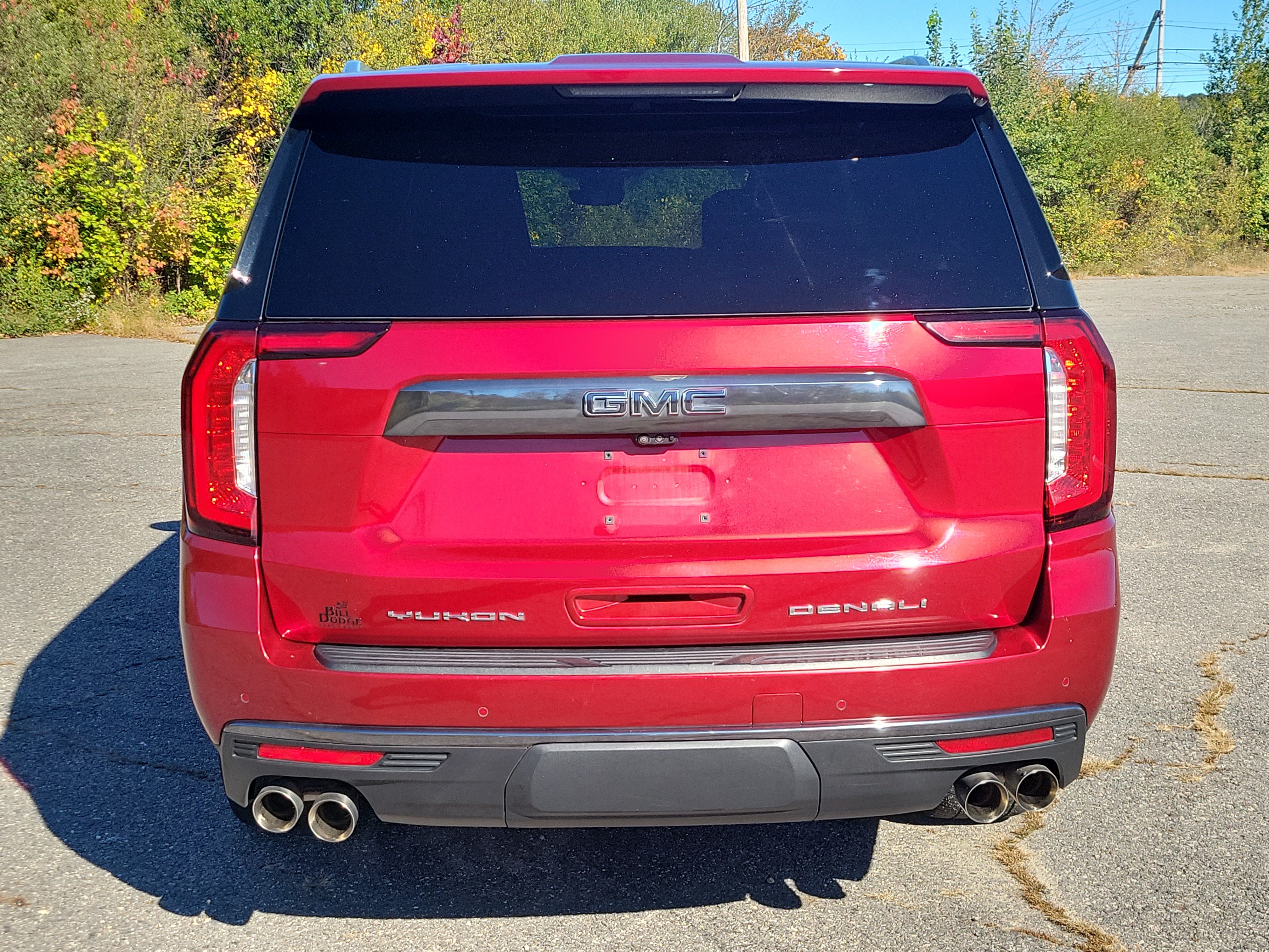 Used 2023 GMC Yukon XL Denali Ultimate AWD/4WD image 6