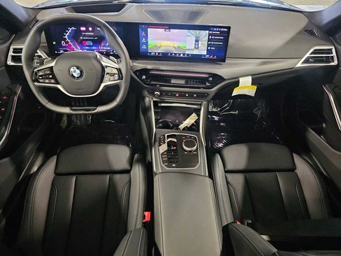 Used 2025 BMW 330i xDrive Sedan w/ M Sport Package image 10