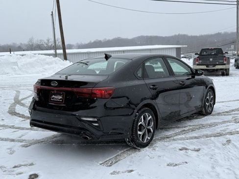 Used 2019 Kia Forte LXS image 15