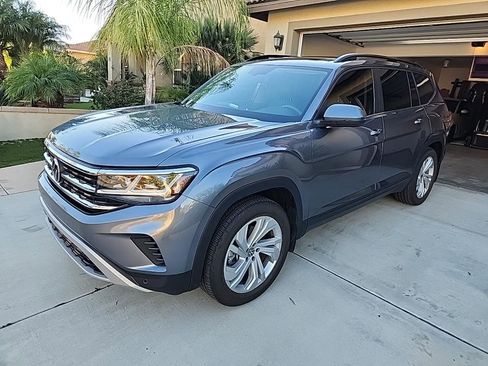 Certified 2022 Volkswagen Atlas SE w/ Panoramic Sunroof Package image 1