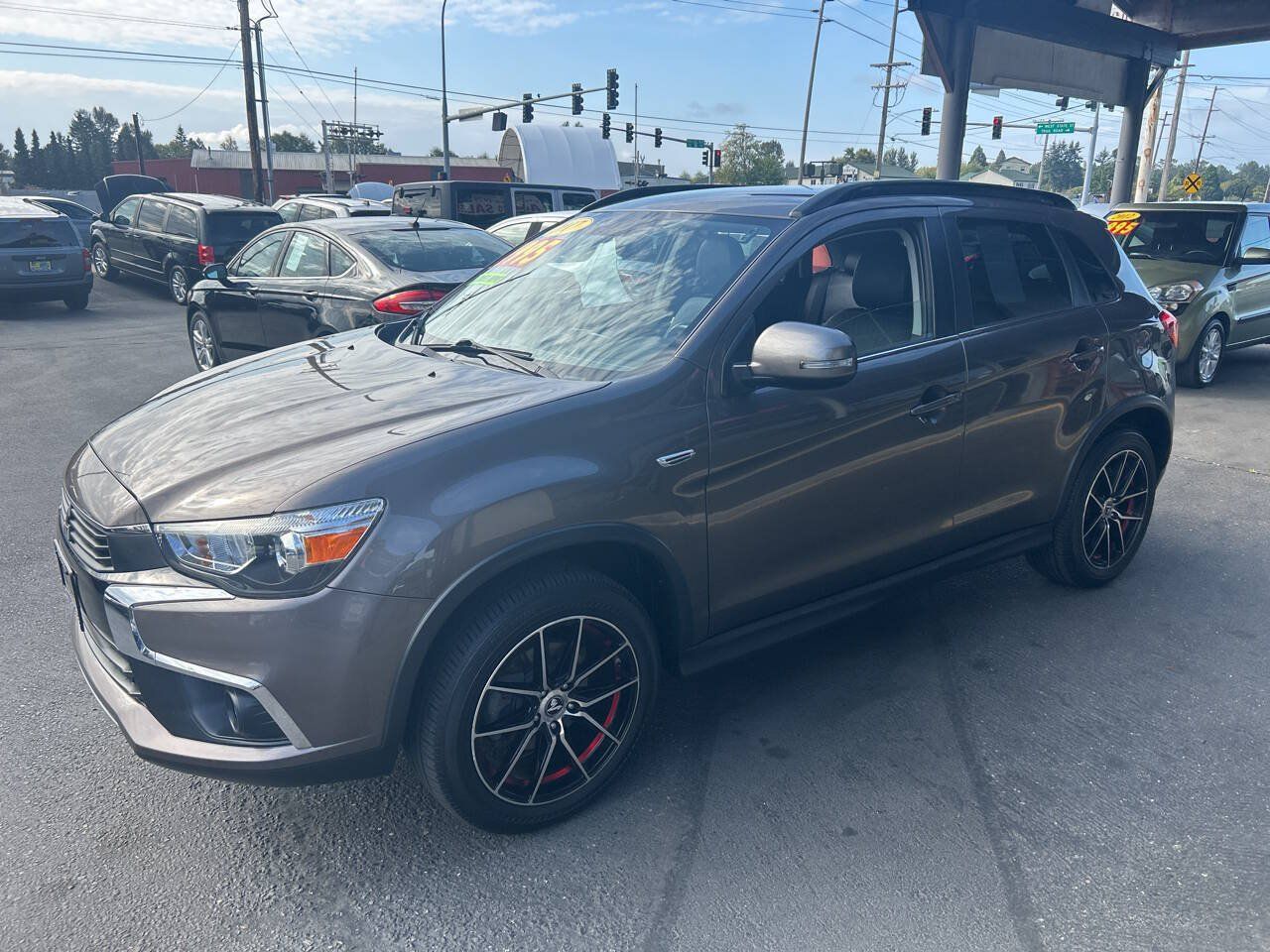 Used 2017 Mitsubishi Outlander Sport SEL AWD/4WD image 2