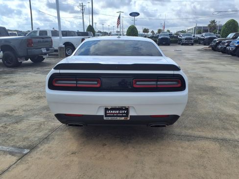 Used 2023 Dodge Challenger R/T w/ Plus Package RWD image 6