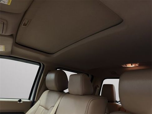 Used 2016 Ford F350 Lariat w/ Chrome Package image 26