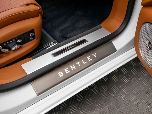 Used 2023 Bentley Flying Spur W12 image 55