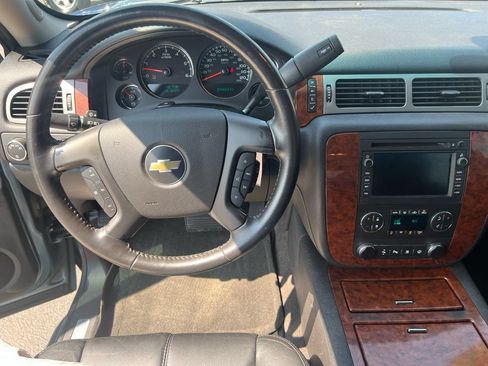 Used 2008 Chevrolet Avalanche LTZ w/ LTZ Preferred Equipment Group AWD/4WD image 15