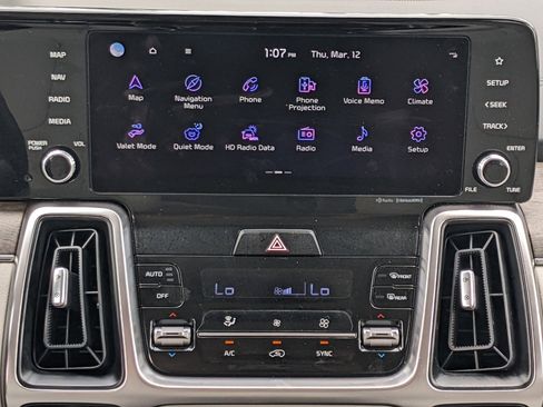 Certified 2023 Kia Sorento EX w/ Panoramic Sunroof Package image 16