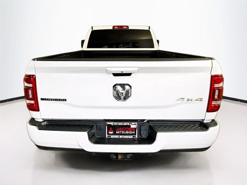 Used 2024 RAM 3500 Big Horn w/ Sport Appearance Package image 6