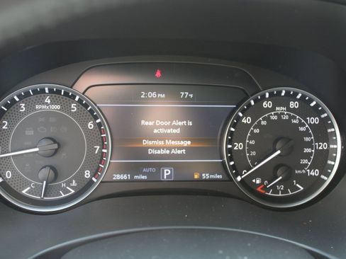 Used 2023 Nissan Armada SL w/ Captain's Chairs Package image 11