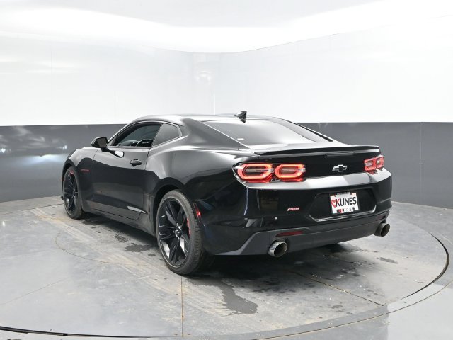 Used 2022 Chevrolet Camaro LT w/ Redline Edition RWD image 10