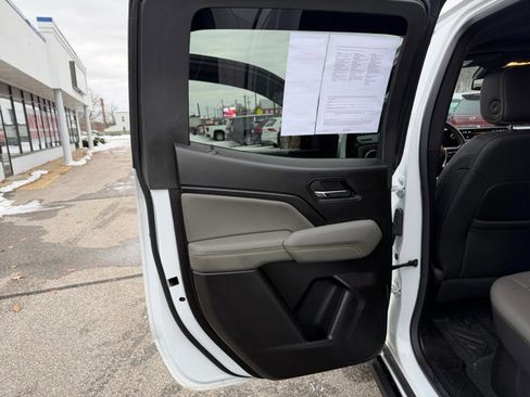 Certified 2024 Chevrolet Colorado ZR2 w/ ZR2 Convenience Package III image 24