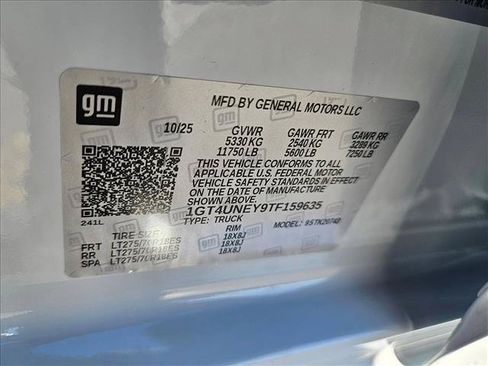 New 2026 GMC Sierra 2500 SLT w/ SLT Premium Package AWD/4WD image 17