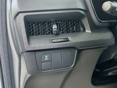 Used 2025 Honda CR-V EX image 10